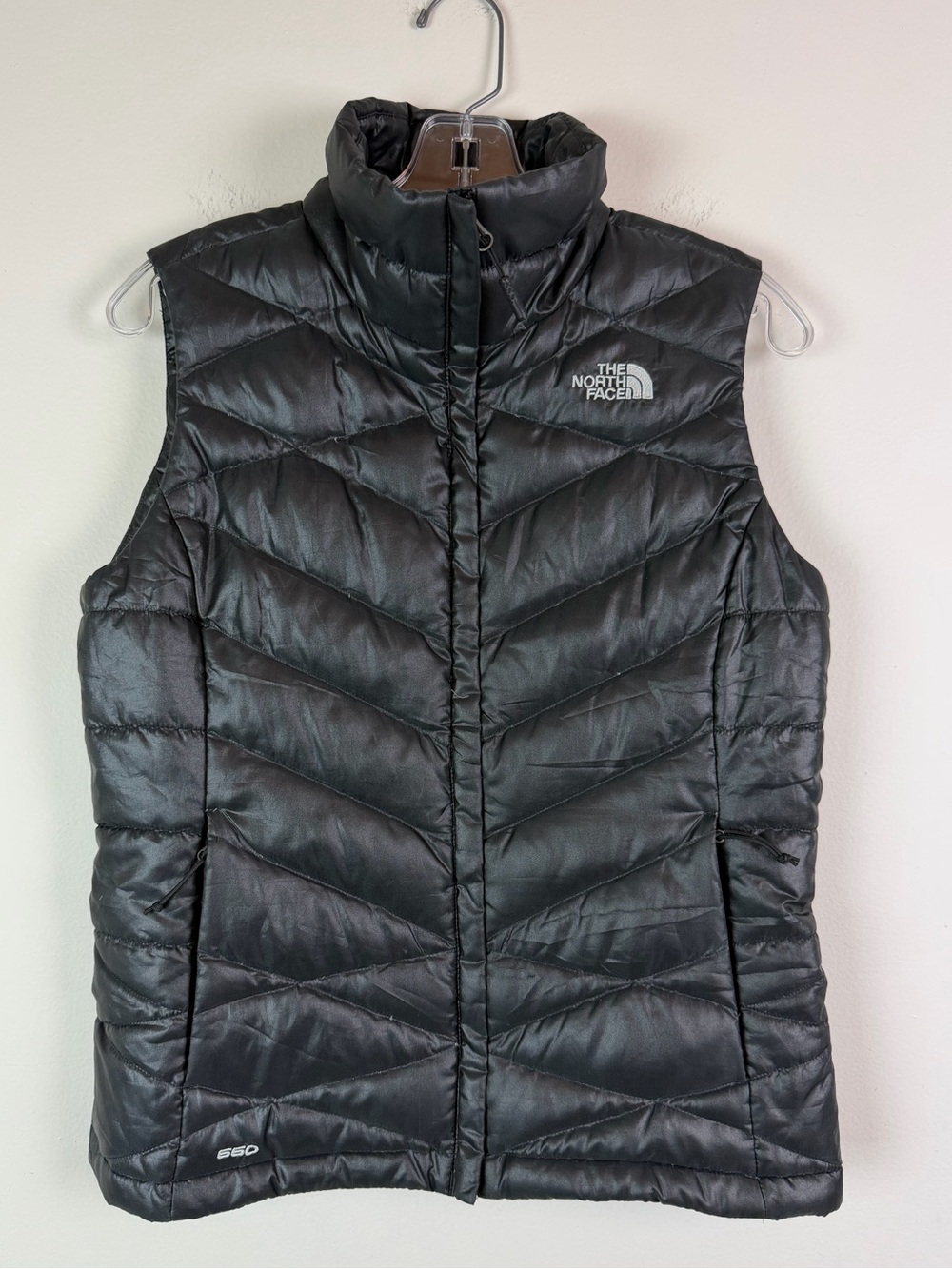The North Face Aconcagua 550 Down Insulated Puffer Vest in Black Size S